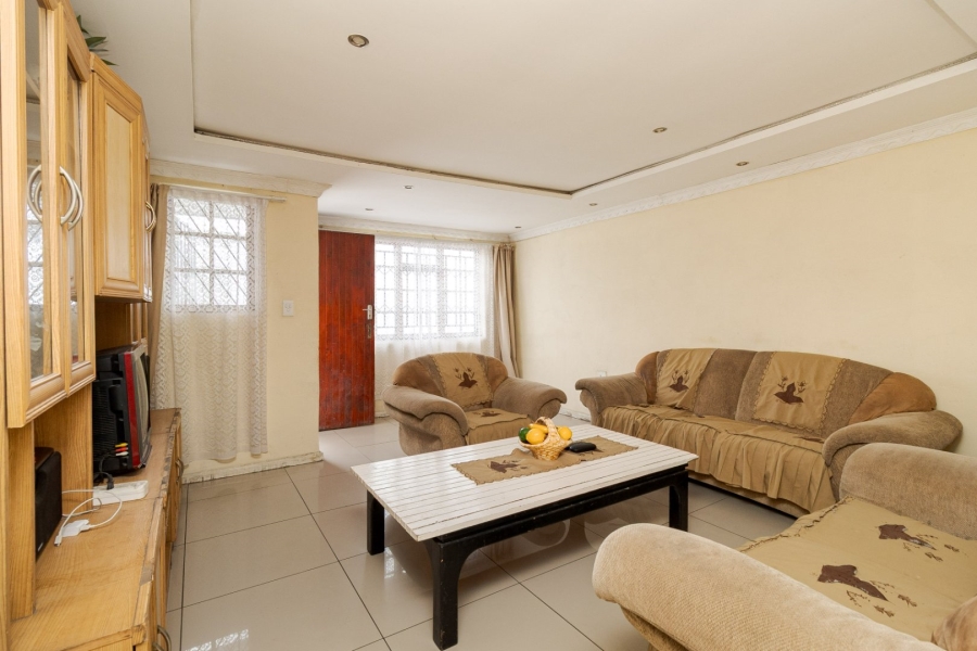 3 Bedroom Property for Sale in Delft South Western Cape